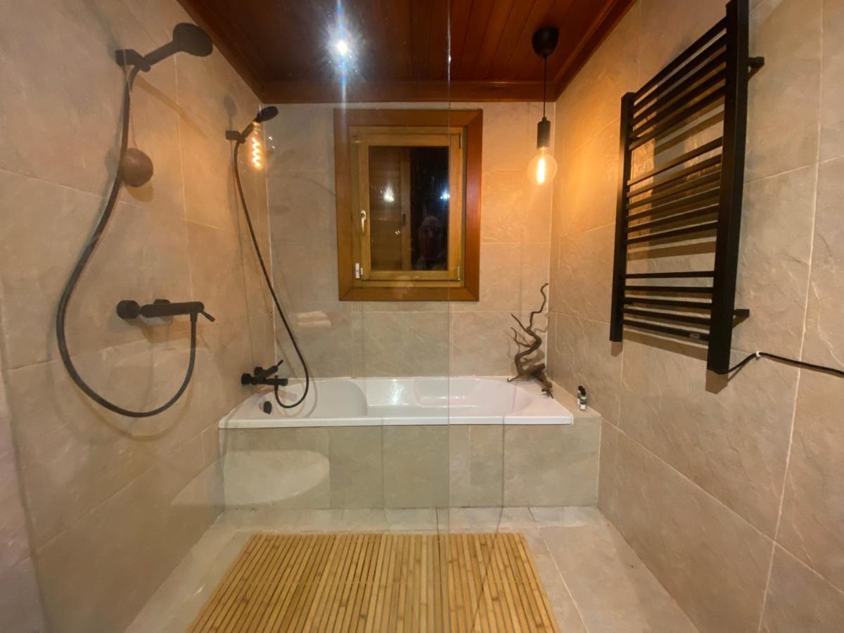 Wooden Double Room Minde Екстер'єр фото