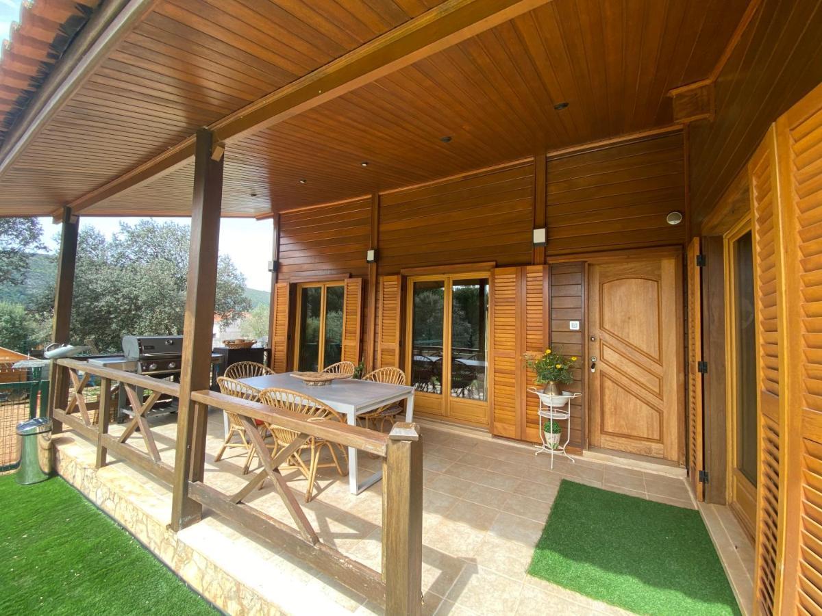Wooden Double Room Minde Екстер'єр фото